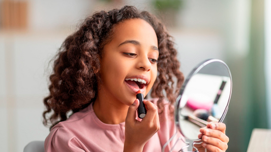 Cometorexia in Adolescents: Understanding and Addressing the Obsession with Cosmetics